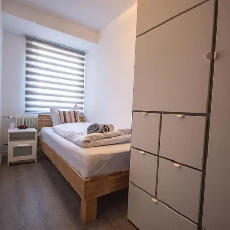 Neue-reihe-8-rechts Cuxhaven