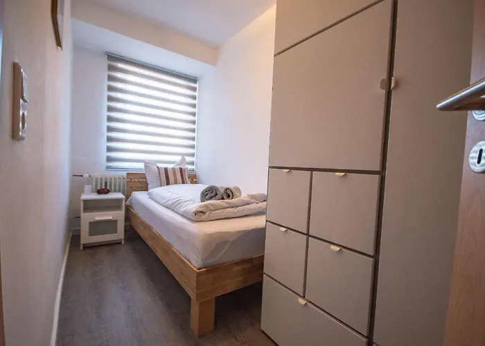 Neue-reihe-8-rechts Куксхафен